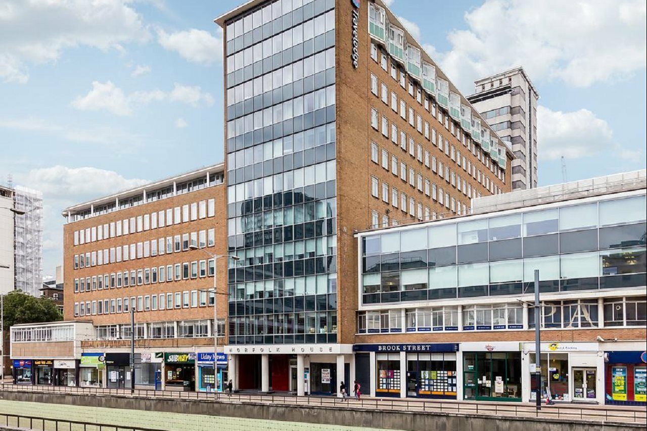 Travelodge Croydon Central Zewnętrze zdjęcie