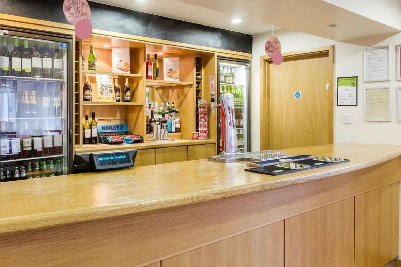Travelodge Croydon Central Zewnętrze zdjęcie